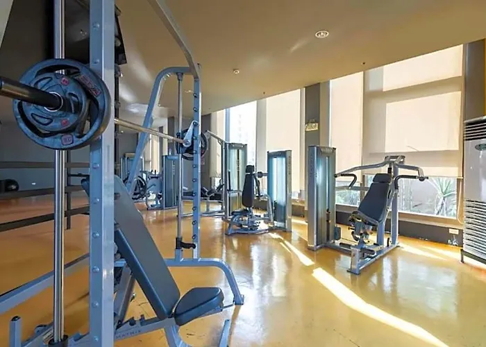 호텔 Bayfront In Pasay Near Naia Terminal, Picc, Star City, Moa And Us Embassy - Pet-friendly, Wi-fi & Netflix, Free Swimming Pool, Sauna, Work From Ready