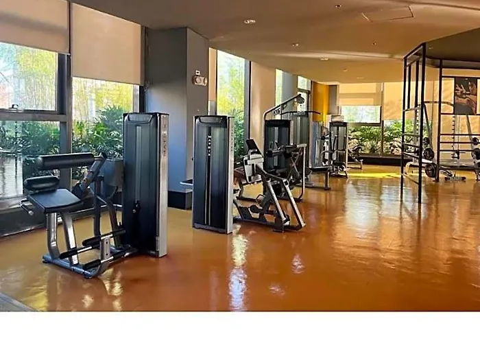 Bayfront In Pasay Near Naia Terminal, Picc, Star City, Moa And Us Embassy - Pet-friendly, Wi-fi & Netflix, Free Swimming Pool, Sauna, Work From Ready 호텔
