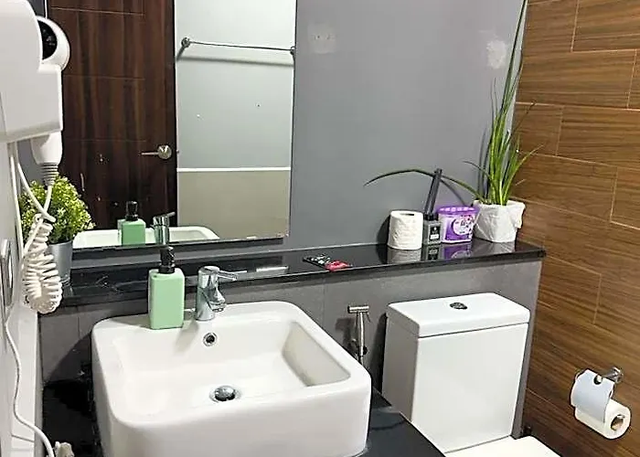 호텔 Bayfront In Pasay Near Naia Terminal, Picc, Star City, Moa And Us Embassy - Pet-friendly, Wi-fi & Netflix, Free Swimming Pool, Sauna, Work From Ready
