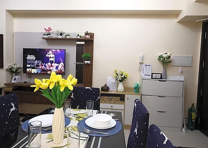 Bayfront In Pasay Near Naia Terminal, Picc, Star City, Moa And Us Embassy - Pet-friendly, Wi-fi & Netflix, Free Swimming Pool, Sauna, Work From Ready