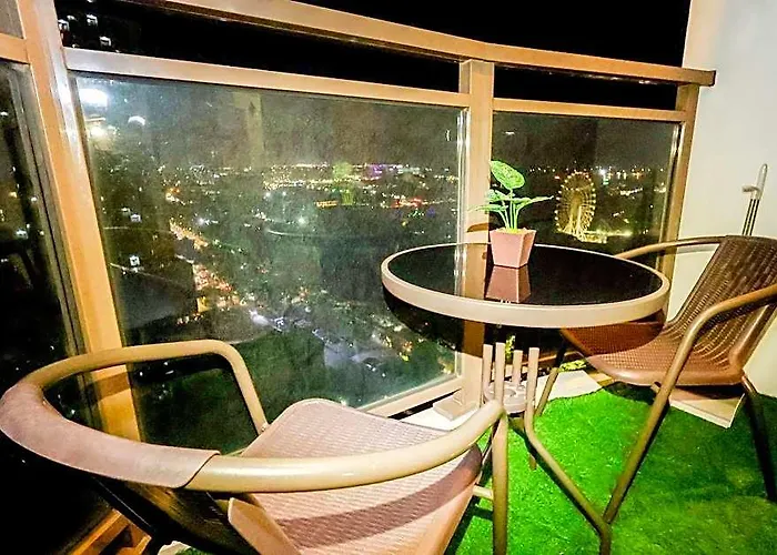 Bayfront In Pasay Near Naia Terminal, Picc, Star City, Moa And Us Embassy - Pet-friendly, Wi-fi & Netflix, Free Swimming Pool, Sauna, Work From Ready 호텔 4*